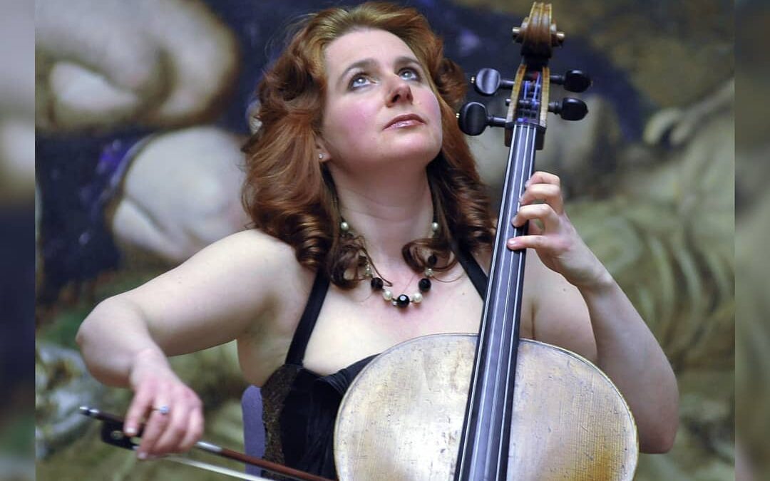 #introducing our cello faculty!

Hannah Roberts is one of the outstanding cellis…