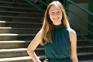 #meetourstudents 

Amelia Posner-Hess is a 16 year old at Carolina Friends Schoo…