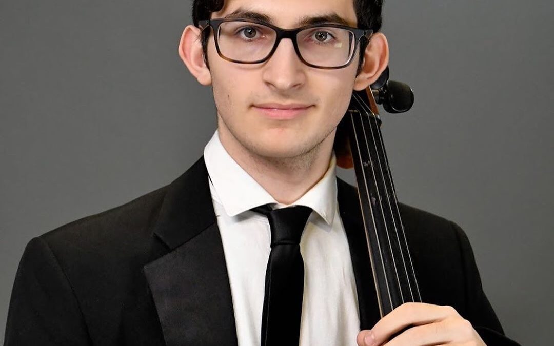 #meetourstudents 

Jonah Kernis is a 17-year-old cellist and is currently studyi…