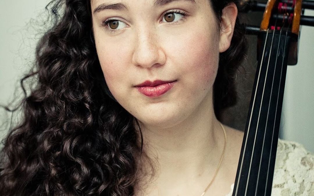 #meetourstudents 

Agnes Langlois is a 22-year-old cellist and is currently stud…